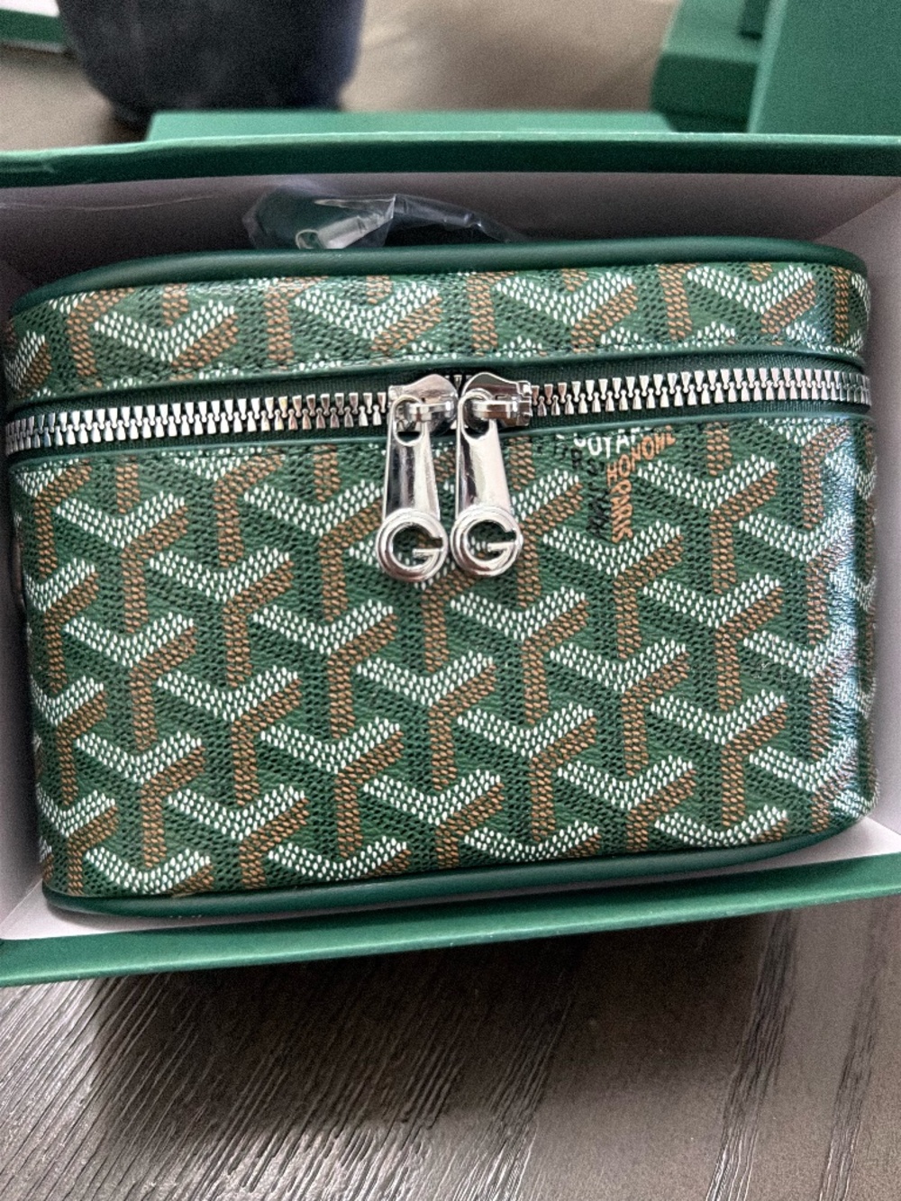 NEW VANITY/ CROSSBODY BAG